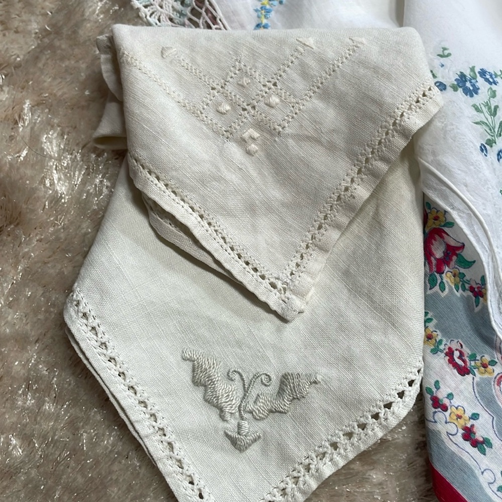 Vintage Handkerchief bundle Linen Cotton embroidered - Picture 5 of 13